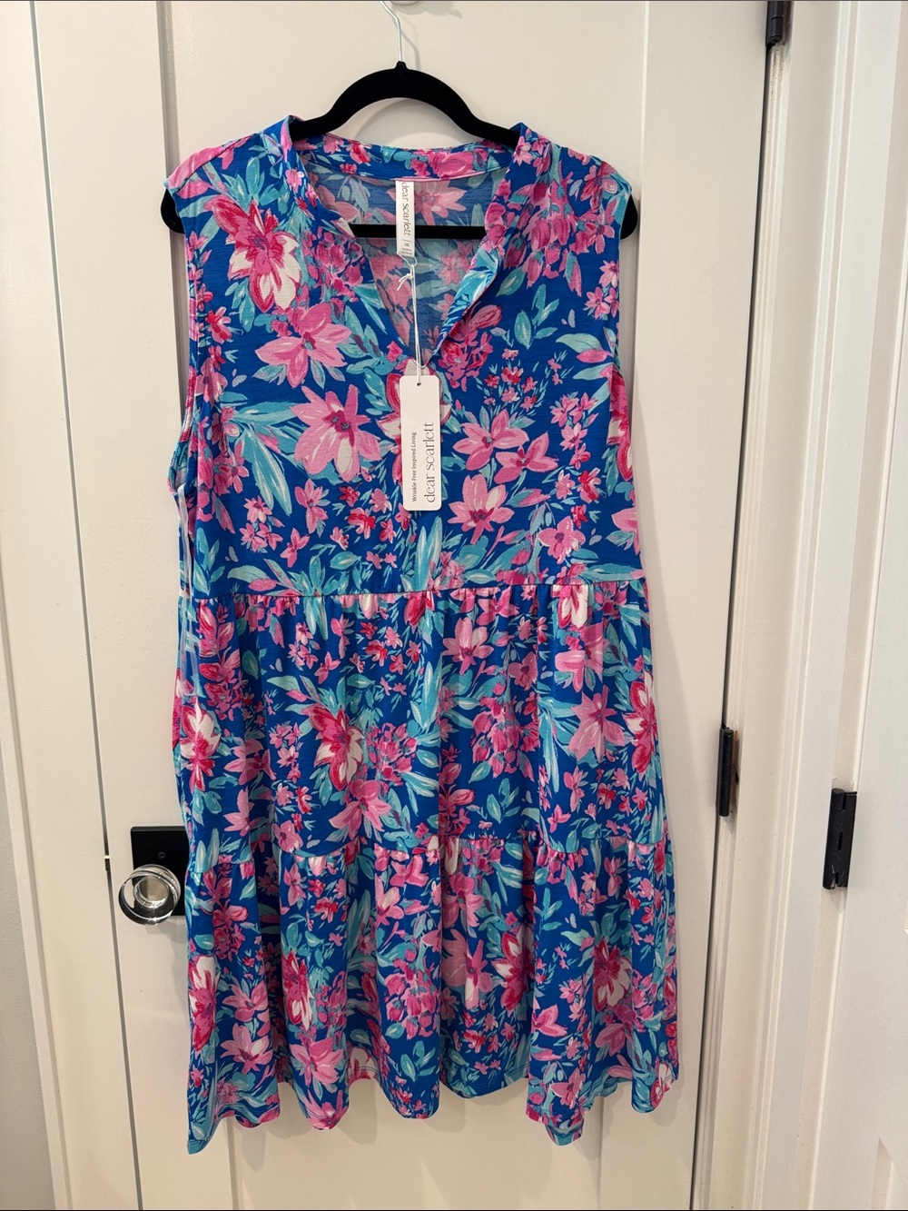 Floral V-Neck Sleeveless Casual Dress in Blue & Pink